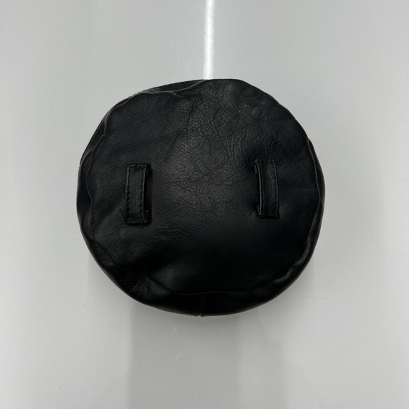 TASHA TARNO Real merino and lamb leather fanny pack on a chain. - Picture 6 of 9